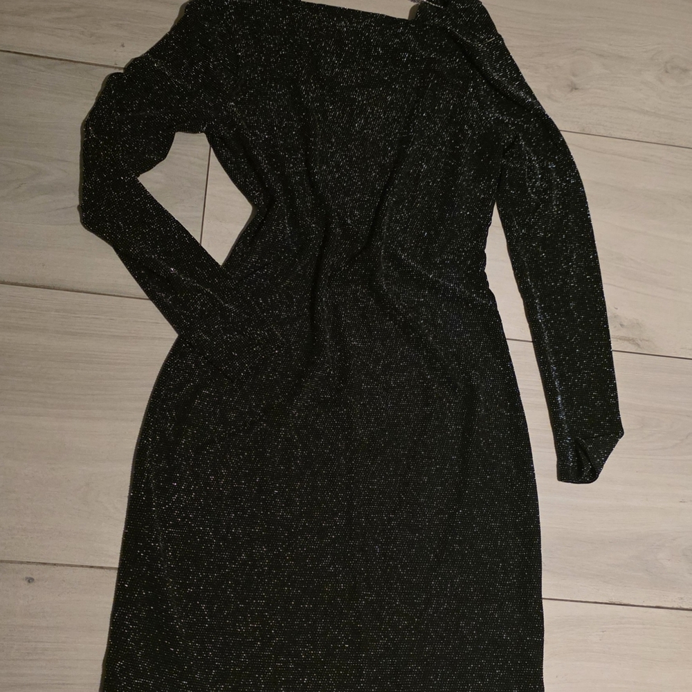 W105 Elegant Black Glitter Dress